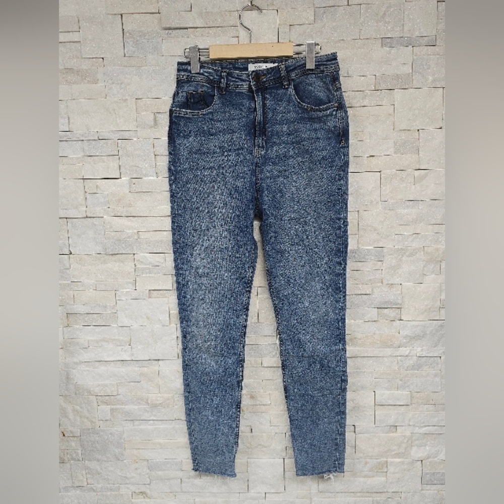 🌟 US SIZE 8 jeans bundles:Women's Jean Collection - Blue, Black, Gray - Picture 14 of 16